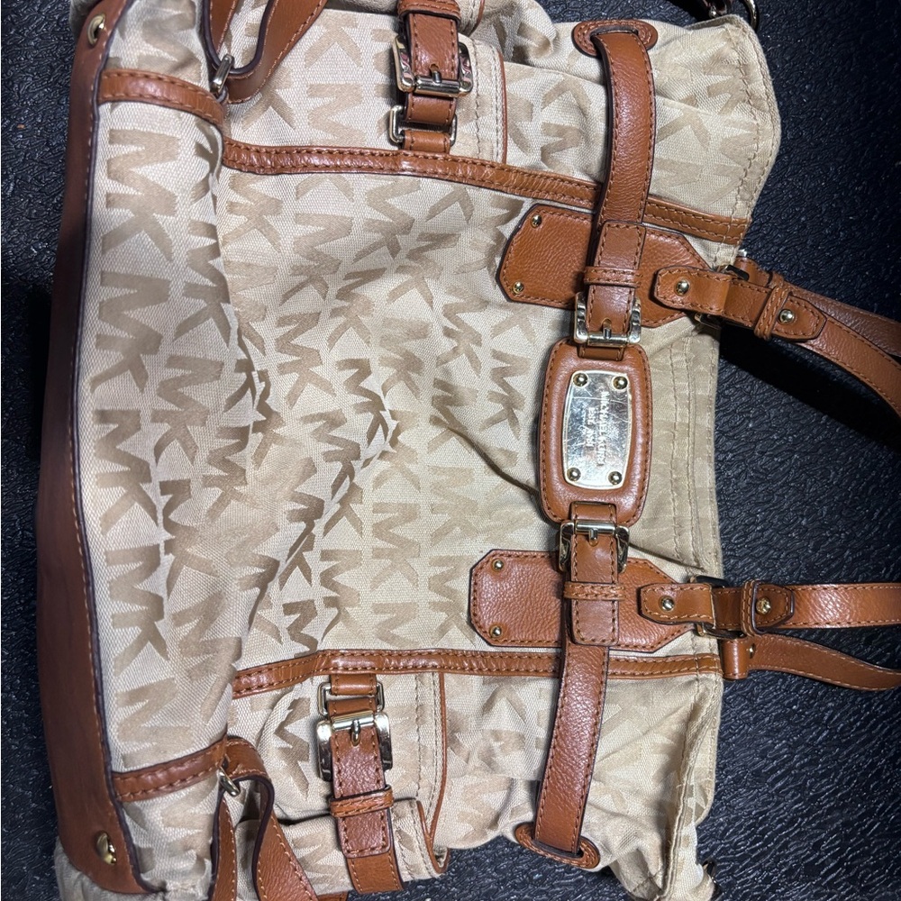 Michael Kors Beige and Brown Shoulder Bag